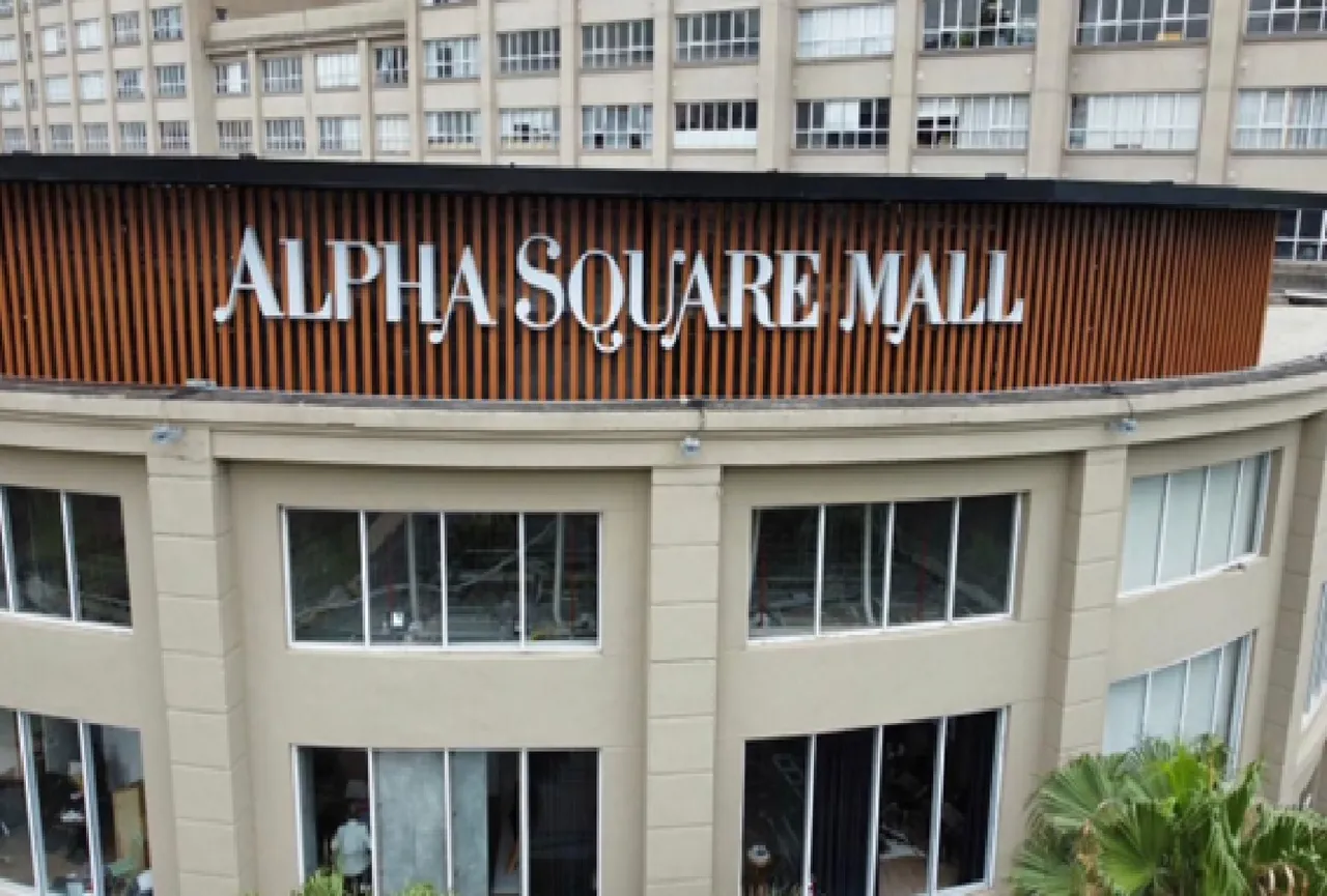 Alpha Square Mall